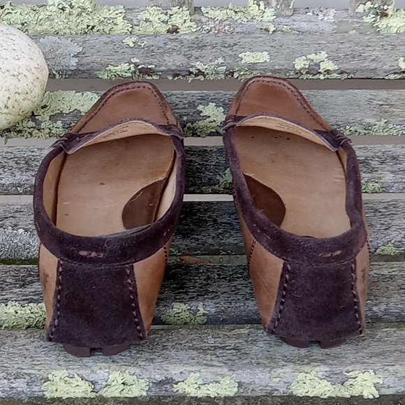 Frye Women's Brown Leather & Suede Slip On Driving Moccasins 9 - Picture 8 of 13